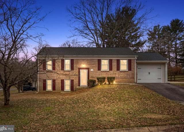 Property at 11200 Trippon Ct, North Potomac, MD 20878, 4 beds, 2 baths
