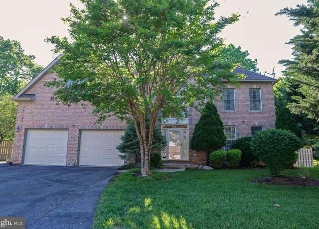 Property at 11504 Woodview Ct, Hagerstown, MD 21742, 4 beds, 2.5 baths