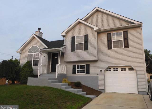Property at 502 Demoss Ct, Glassboro, NJ 08028, 4 beds, 2.5 baths