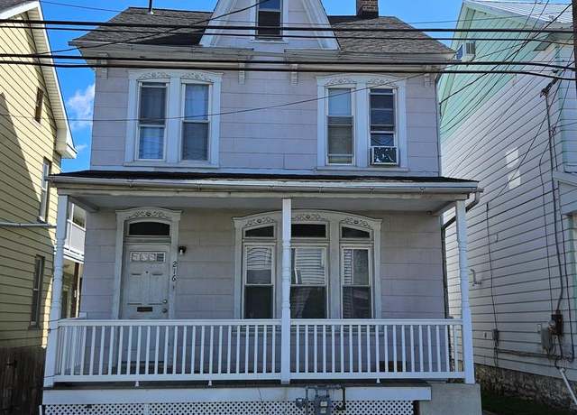 Property at 216 Greenwich St, Kutztown, PA 19530, 4 beds, 1.5 baths