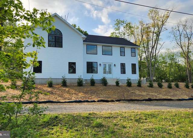 Property at 2627 County Line Rd, Chalfont, PA 18914, 5 beds, 3.5 baths