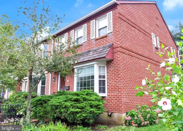 Property at 22 Gatehouse Ln, Doylestown, PA 18901, 3 beds, 2.5 baths