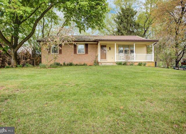 Property at 3959 Anthony Hwy, Fayetteville, PA 17222, 3 beds, 2.5 baths