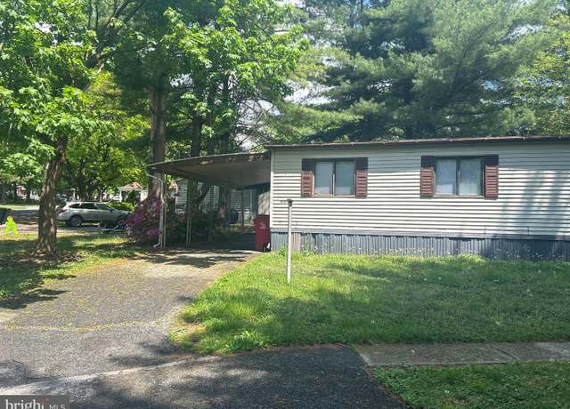Property at 8703 Evergreen Cir, Breinigsville, PA 18031, 3 beds, 2 baths