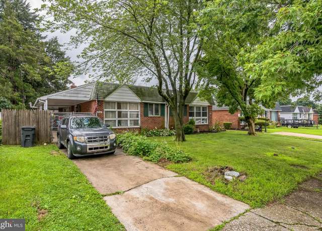 Property at 1830 Pine St, Norristown, PA 19401, 4 beds, 2 baths