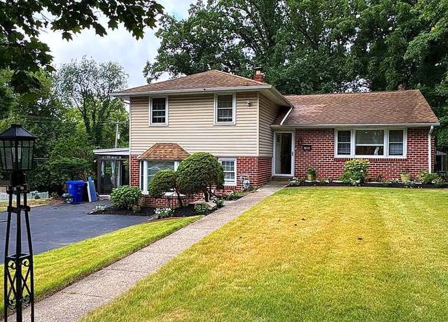 Property at 100 Boncouer Rd, Cheltenham, PA 19012, 3 beds, 2.5 baths