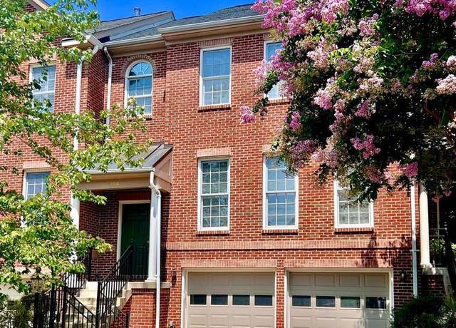 Property at 166 Mosby Cir, Warrenton, VA 20186, 3 beds, 3 baths