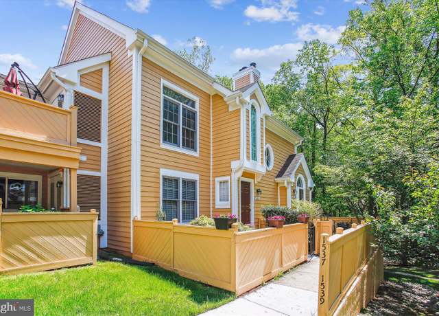 Property at 1539 Church Hill Pl, Reston, VA 20194, 3 beds, 3 baths