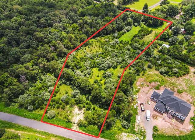 Property at 7039 Jay Ct, Centreville, VA 20121