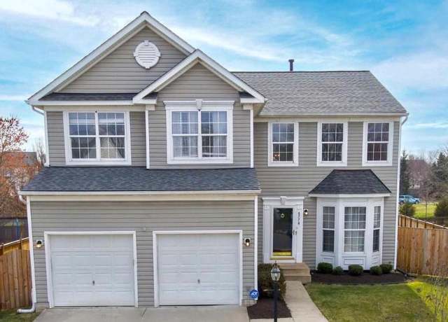 Property at 8778 Grantham Ct, Bristow, VA 20136, 5 beds, 3.5 baths
