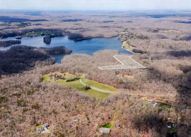 Property at 8602 Rosni Way, Fredericksburg, VA 22407, 3 beds, 2.5 baths