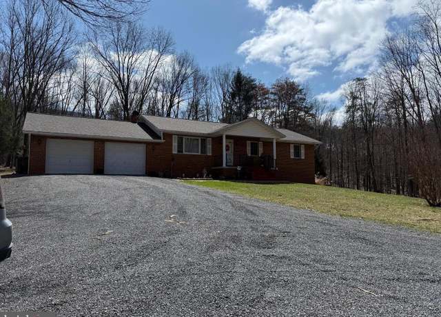 Property at 454 Hope Acres Dr, Berkeley Springs, WV 25411, 3 beds, 2 baths