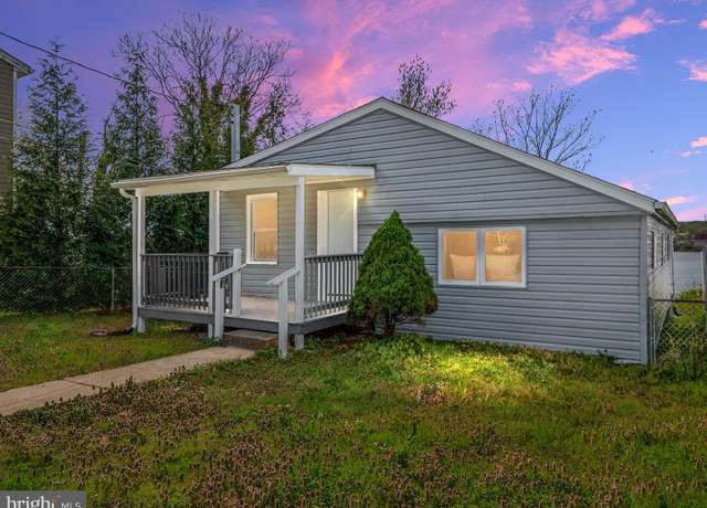 Property at 204 Wagners Ln, Baltimore, MD 21221, 3 beds, 2 baths