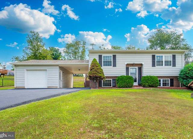Property at 7721 Bridle Path Cir, Frederick, MD 21701, 3 beds, 2 baths