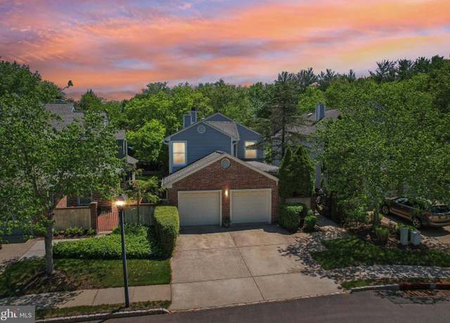 Property at 20 Stonebridge Ln, Princeton, NJ 08540, 3 beds, 2.5 baths