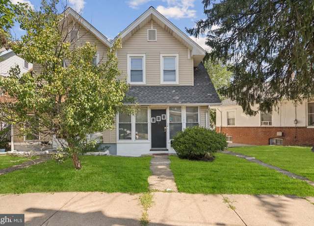 Property at 124 Waverly Pl, Hamilton, NJ 08609, 3 beds, 1.5 baths