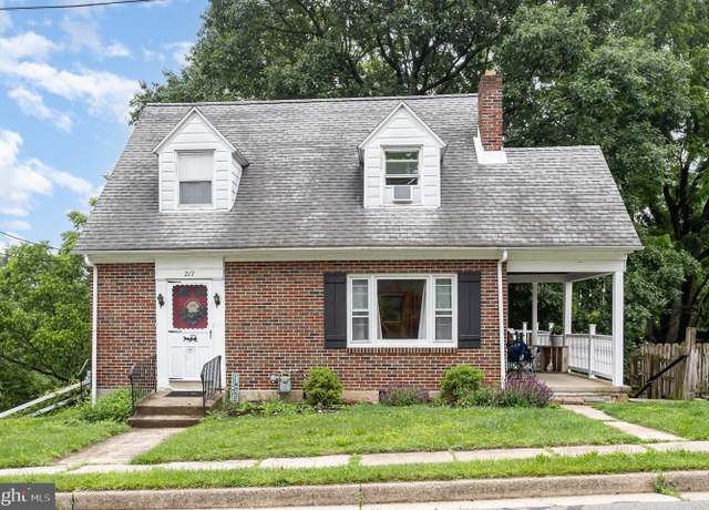 Property at 217 N Church St, Mohnton, PA 19540, 2 beds, 1.5 baths