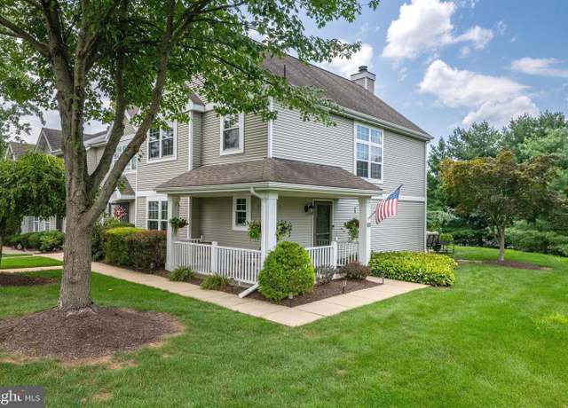 Property at 154 Laurel Ct, Wyomissing, PA 19610, 2 beds, 2.5 baths