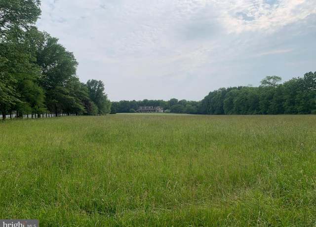 Property at 260 N Old Stonehouse Rd, Carlisle, PA 17015