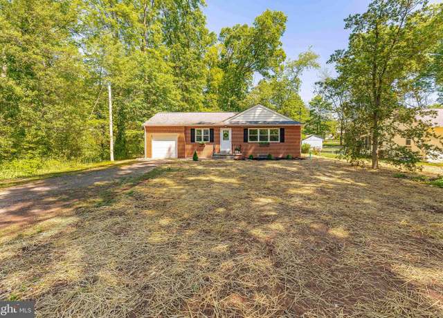 Property at 515 Park Rd, Spring City, PA 19475, 3 beds, 2 baths
