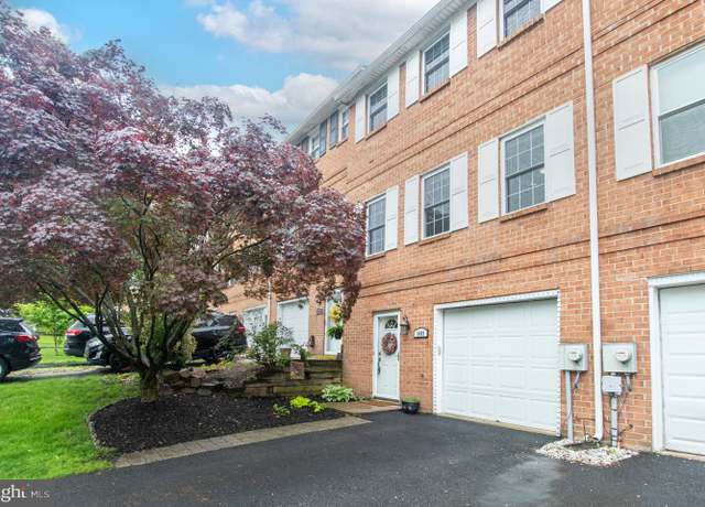 Property at 1609 S Coventry Ln, West Chester, PA 19382, 3 beds, 2.5 baths