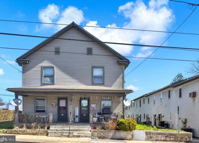 Property at 231 N Market St, Elizabethtown, PA 17022, 3 beds, 1 bath