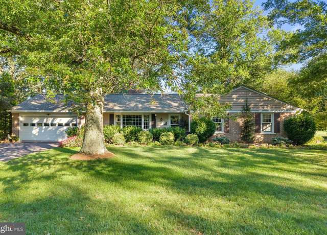 Property at 528 Harleysville Pike, Harleysville, PA 19438, 4 beds, 1.5 baths