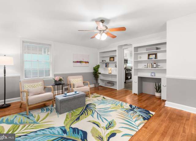 Property at 4309 Washington Blvd, Arlington, VA 22201, 3 beds, 2 baths