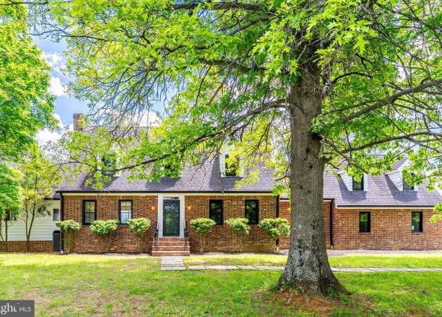 Property at 367 Kennel Rd, Boyce, VA 22620, 5 beds, 5.5 baths
