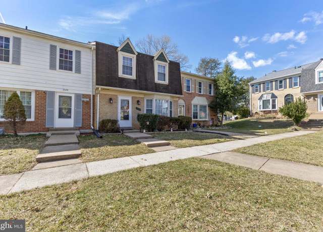 Property at 6018 Mardale Ln, Burke, VA 22015, 4 beds, 3.5 baths