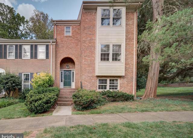 Property at 6607 Midhill Pl, Falls Church, VA 22043, 3 beds, 3 baths