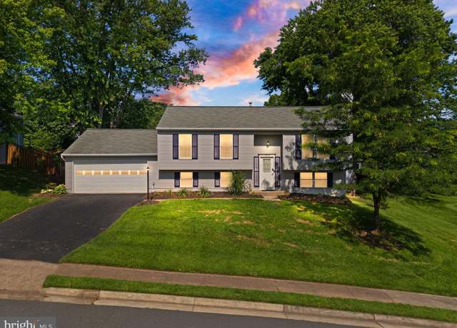 Property at 209 Rector St, Sterling, VA 20164, 4 beds, 2 baths