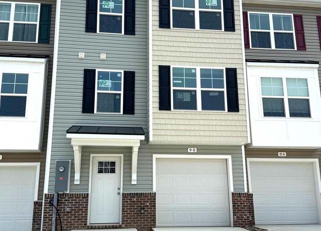 Property at 90 Moses Dr, Martinsburg, WV 25405, 4 beds, 3 baths