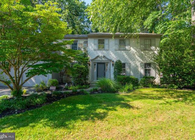Property at 111 Cobblestone Ln, Dover, DE 19904, 3 beds, 2.5 baths