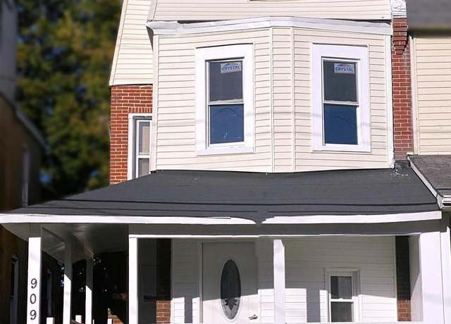 Property at 909 Vandever Ave, Wilmington, DE 19802, 4 beds, 2 baths