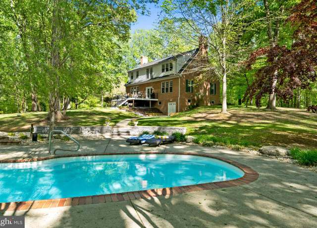 Property at 208 Biggs Purchase Ln, Lothian, MD 20711, 3 beds, 2.5 baths