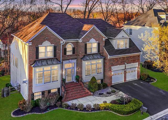 Property at 15321 Chinaberry St, North Potomac, MD 20878, 5 beds, 4.5 baths