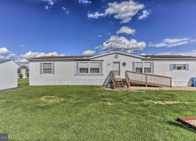 Property at 16802 Alcott Rd, Hagerstown, MD 21740, 3 beds, 2 baths