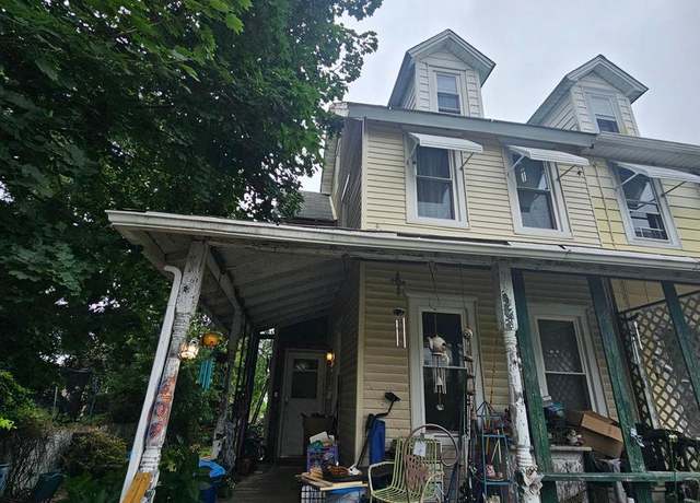 Property at 604 Spruce St, Delanco, NJ 08075, 3 beds, 1.5 baths