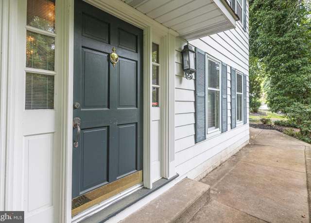 Property at 856 Gainsway Rd, Yardley, PA 19067, 4 beds, 3.5 baths