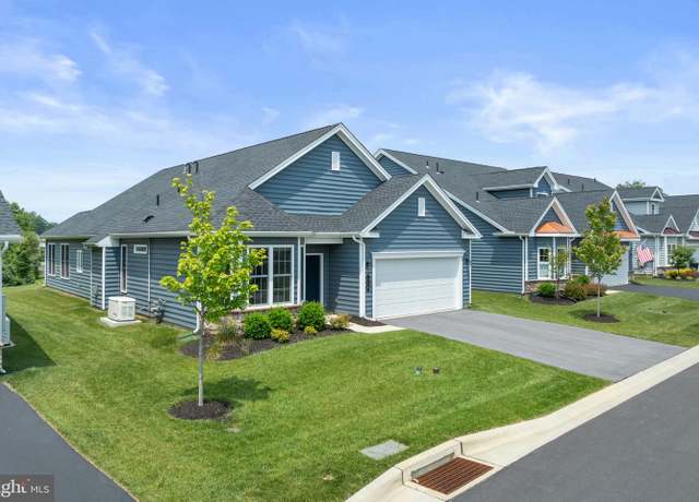 Property at 514 Valor Dr, Downingtown, PA 19335, 2 beds, 2 baths