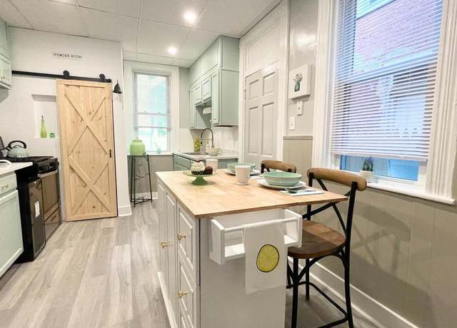 Property at 11 S Mary St, Lancaster, PA 17603, 4 beds, 1.5 baths