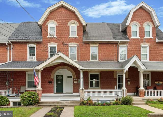 Property at 247 W Chestnut St, Souderton, PA 18964, 4 beds, 2 baths