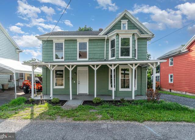 Property at 226 N Market St, Duncannon, PA 17020, 3 beds, 1 bath
