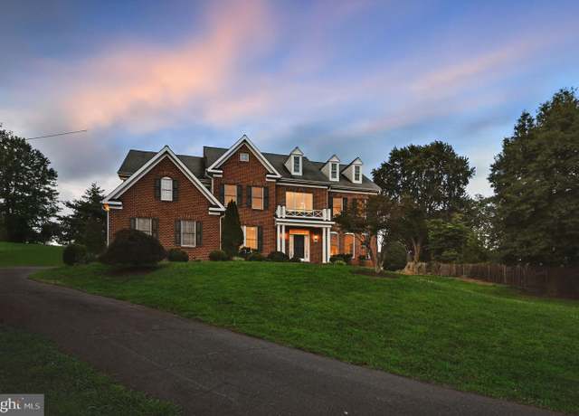 Property at 6634 Brawner St, Mclean, VA 22101, 5 beds, 4.5 baths