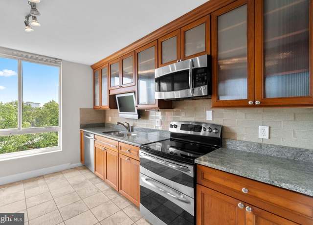 Property at 1800 Old Meadow Rd Unit 1512 - 1513, Mclean, VA 22102, 3 beds, 3.5 baths
