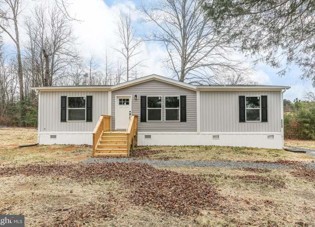 Property at 9239 Kings Dr, King George, VA 22485, 3 beds, 2 baths