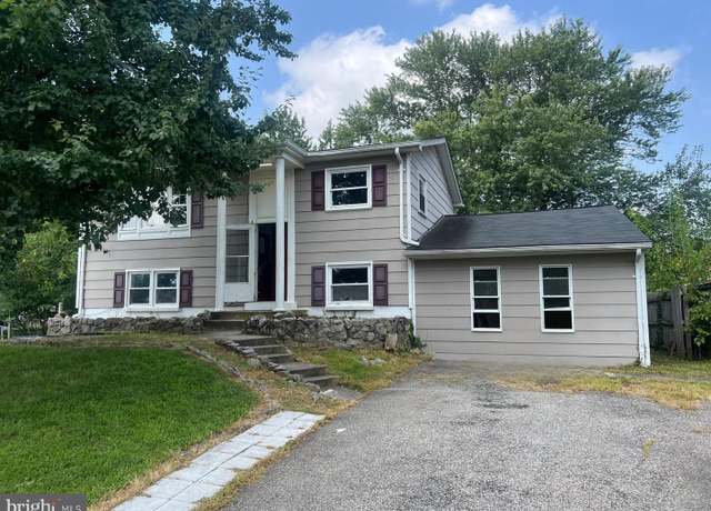 Property at 12908 Ketterman Dr, Woodbridge, VA 22193, 4 beds, 2 baths