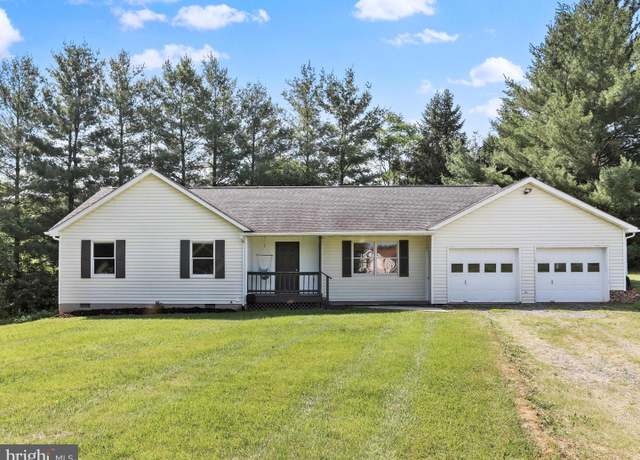 Property at 184 Massanutten Dr, Edinburg, VA 22824, 3 beds, 2 baths