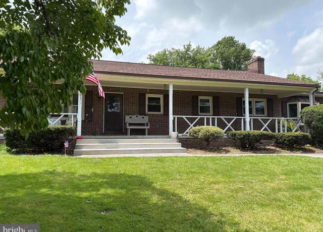 Property at 425 Beechcroft Rd, Winchester, VA 22601, 4 beds, 2 baths